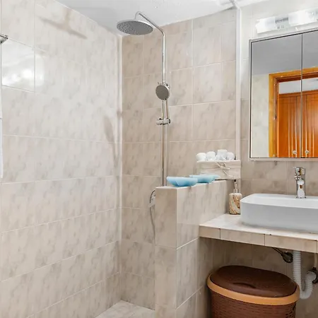 Malona Nostalgia Malónasz