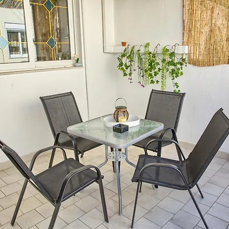 Malona Nostalgia בית נופש Malona Village