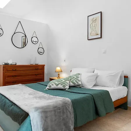 Malona Nostalgia Tatil Evi